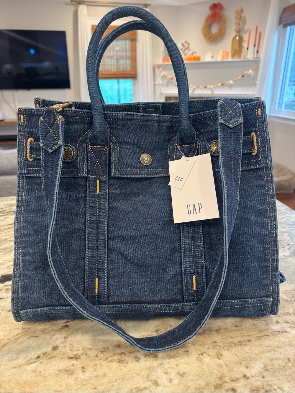 NWT Gap 5 Pocket Denim Tote (standard/medium size, dark wash)